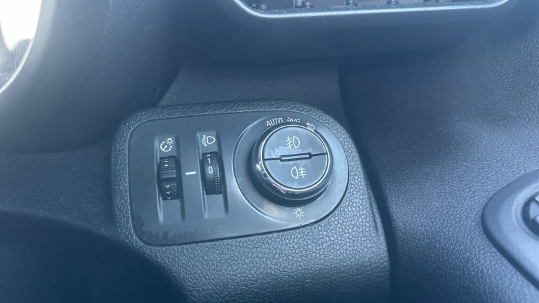 Vauxhall Combo Life 1.5 Turbo D 130 Energy 5dr Diesel Estate